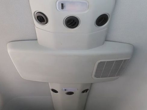 Used 2018 Mercedes-Benz Sprinter 2500 image 35