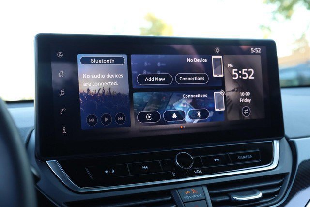 Certified 2025 Nissan Altima 2.5 SR w/ SR Premium Package FWD image 12