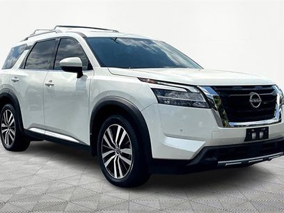 Used 2024 Nissan Pathfinder Platinum