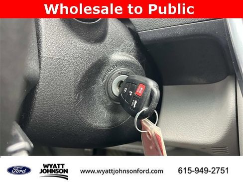 Used 2017 Toyota Camry LE image 28