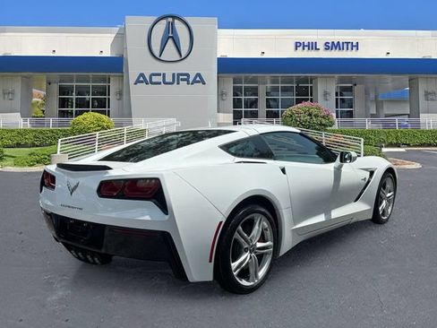 Used 2016 Chevrolet Corvette Stingray Coupe RWD image 5
