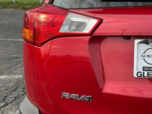 Used 2013 Toyota RAV4 XLE AWD/4WD image 14