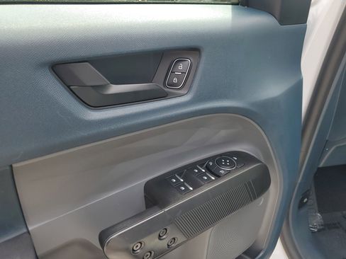 Used 2022 Ford Maverick XL image 19