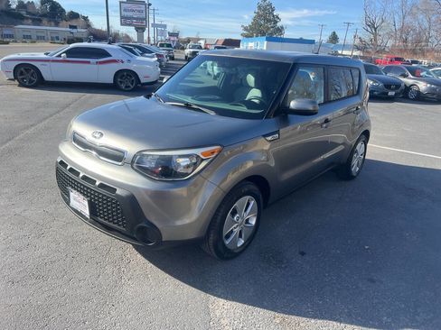 Used 2016 Kia Soul image 4