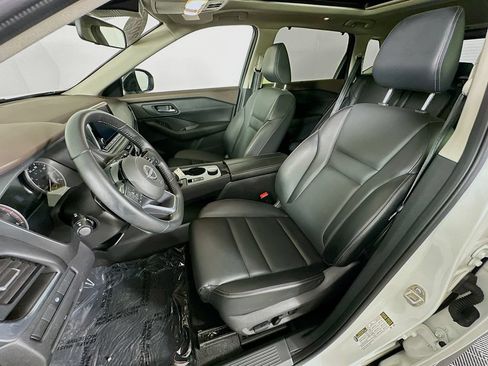 Certified 2023 Nissan Rogue SV w/ SV Premium B Package AWD/4WD image 29