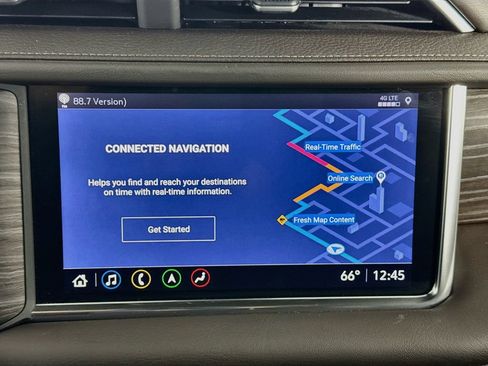 Used 2021 GMC Yukon XL Denali w/ Denali Premium Package AWD/4WD image 14