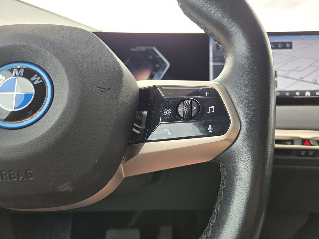 Certified 2024 BMW iX xDrive50 AWD/4WD image 32