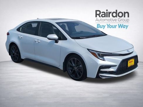 Used 2023 Toyota Corolla XSE FWD image 1