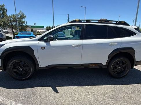 Used 2023 Subaru Outback Wilderness AWD/4WD image 7