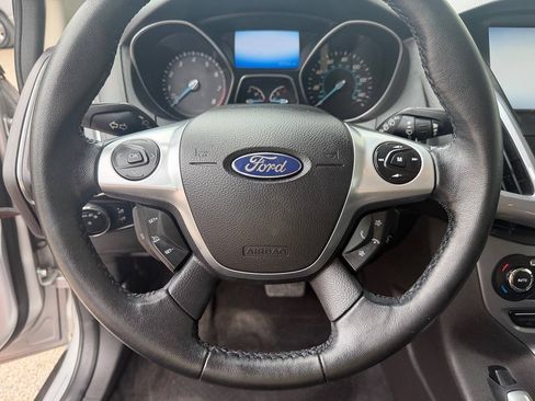 Used 2013 Ford Focus Titanium FWD image 15