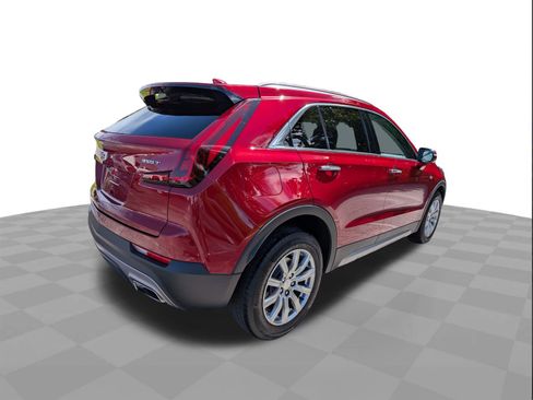 Used 2023 Cadillac XT4 Premium Luxury w/ Cold Weather Package FWD image 4