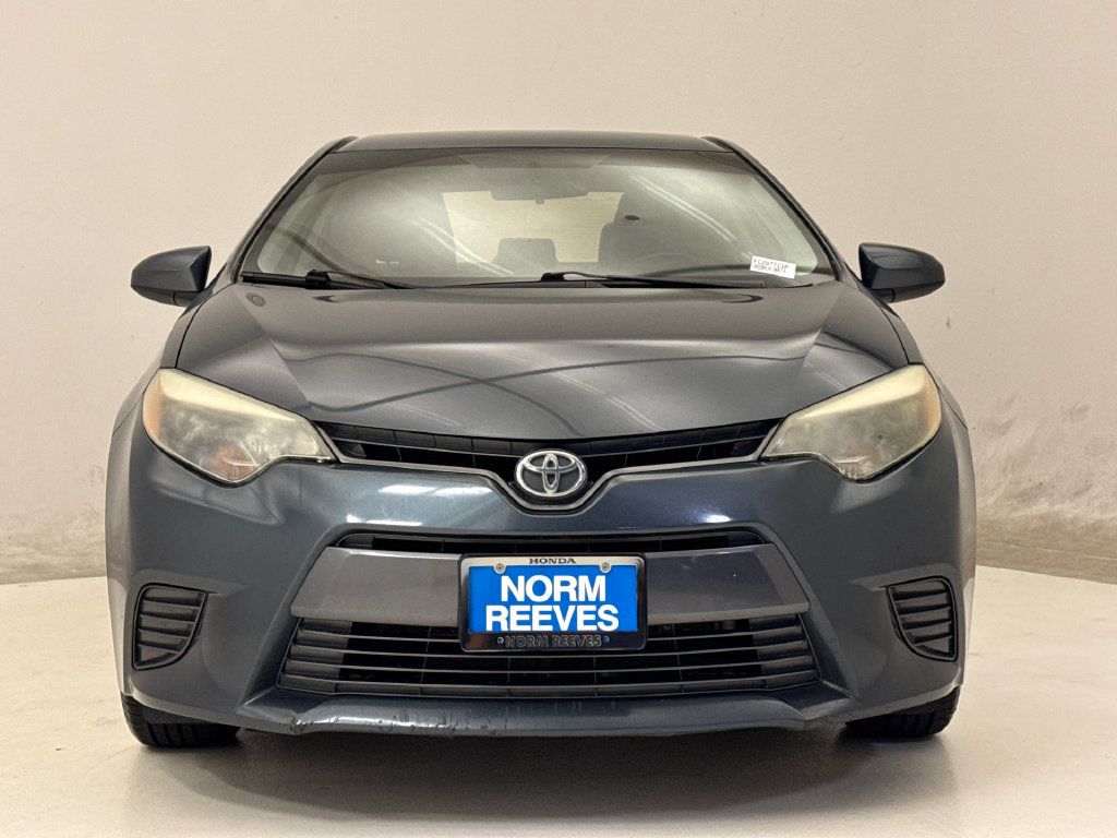Used 2015 Toyota Corolla LE FWD image 3