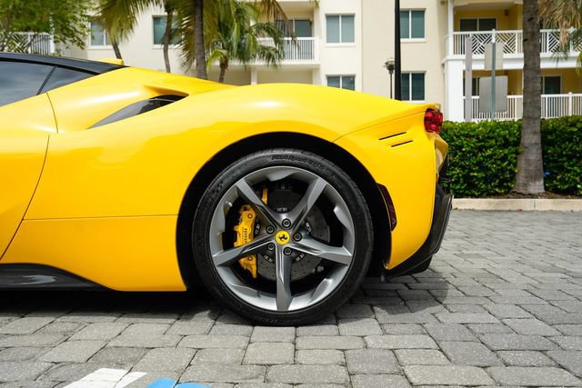 Used 2021 Ferrari SF90 Stradale AWD/4WD image 16