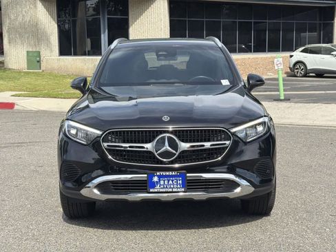 Used 2024 Mercedes-Benz GLC 300 image 2