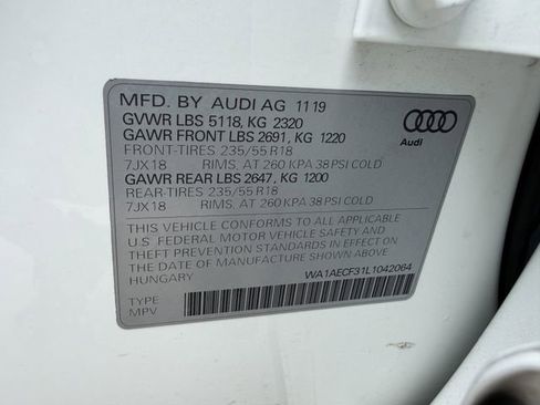 Used 2020 Audi Q3 2.0T Premium w/ Convenience Package AWD/4WD image 30