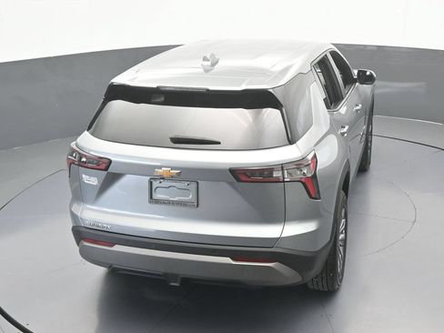 Used 2026 Chevrolet Equinox LT FWD image 47