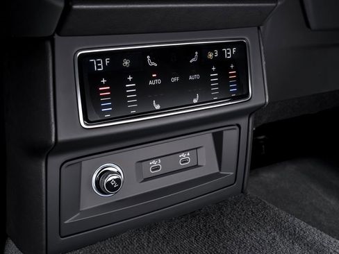 Used 2024 Lamborghini Urus S image 32