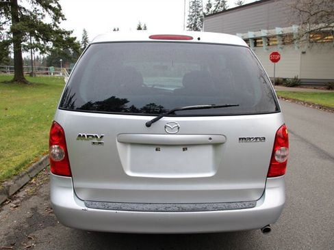 Used 2003 MAZDA MPV LX image 9