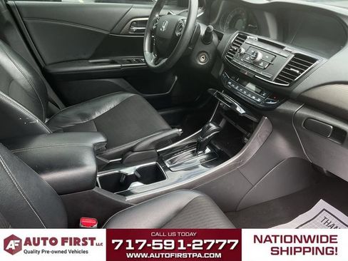 Used 2017 Honda Accord Sport image 15