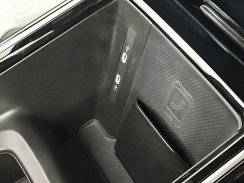 New 2026 Volkswagen ID.4 Pro image 31