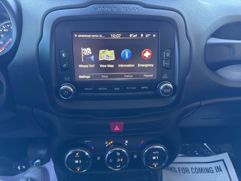 Used 2017 Jeep Renegade Trailhawk image 20