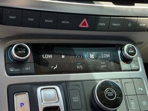 Used 2023 Hyundai Palisade Calligraphy FWD image 22