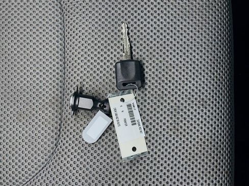 Used 2019 Nissan Frontier SV image 33