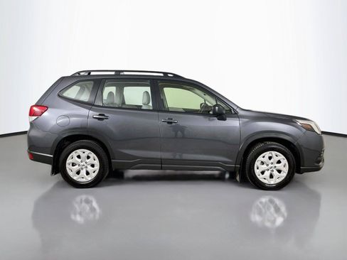 Used 2023 Subaru Forester AWD/4WD image 16