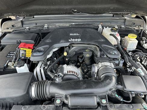 Used 2021 Jeep Gladiator Mojave AWD/4WD image 43