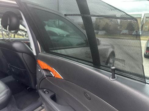 Used 2005 Mercedes-Benz E 320 Sedan image 14