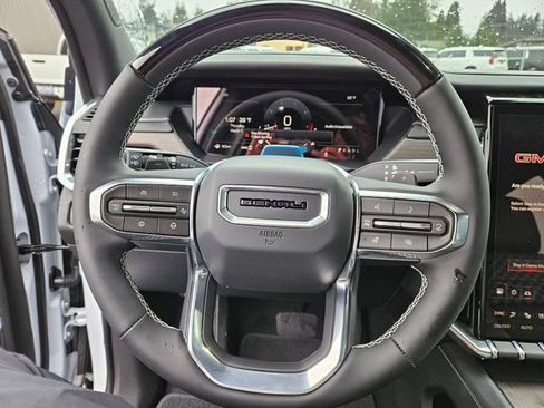 New 2026 GMC Acadia Denali w/ Super Cruise Package AWD/4WD image 23