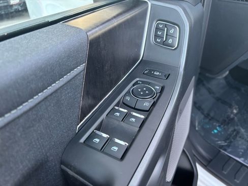 New 2026 Ford F250 Lariat w/ Black Appearance Package image 22