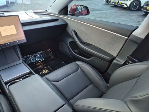Used 2024 Tesla Model 3 Long Range image 19