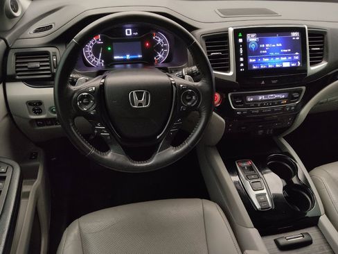 Used 2016 Honda Pilot Elite image 22