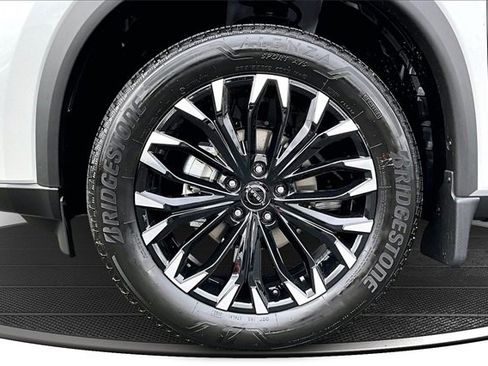 New 2026 Nissan Rogue SV image 13