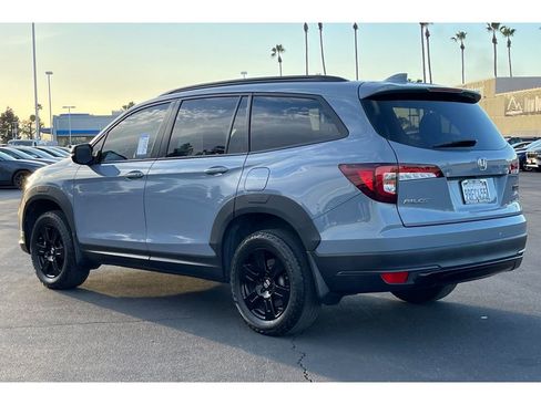 Certified 2022 Honda Pilot TrailSport image 3