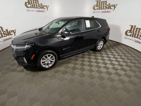 Used 2024 Chevrolet Equinox LT w/ LPO, Floor Liner Package FWD image 4