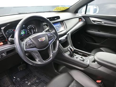 Used 2020 Cadillac XT5 Luxury image 19