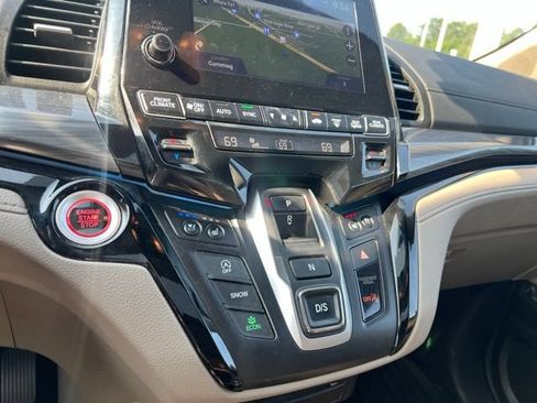 Certified 2022 Honda Odyssey Elite image 24