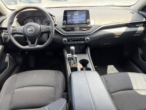 Certified 2025 Nissan Altima 2.5 S FWD image 29