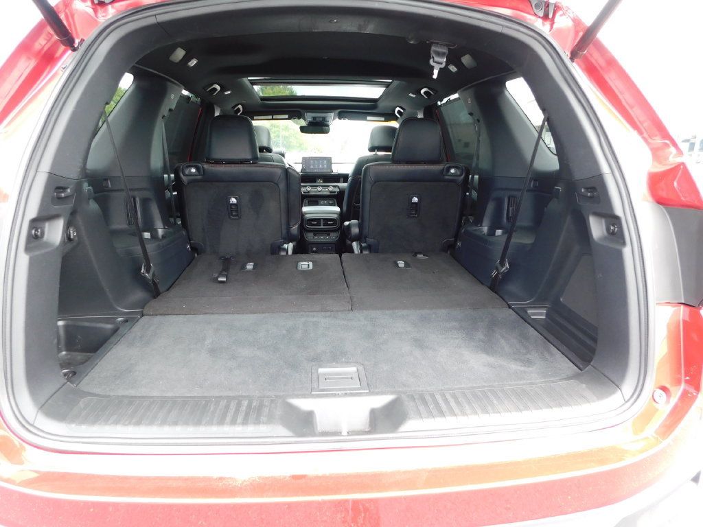 Used 2023 Honda Pilot TrailSport image 28