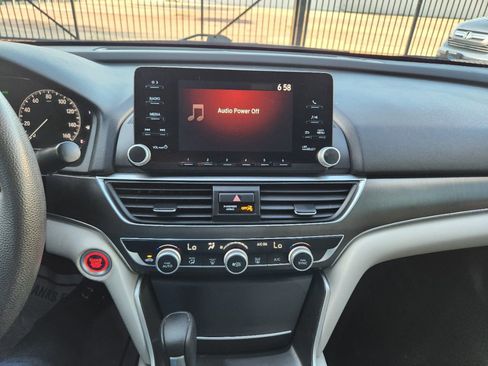 Used 2018 Honda Accord LX image 15