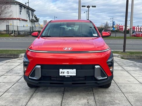 New 2026 Hyundai Kona SE image 4