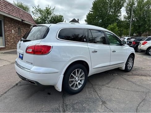 Used 2017 Buick Enclave Leather AWD/4WD image 5