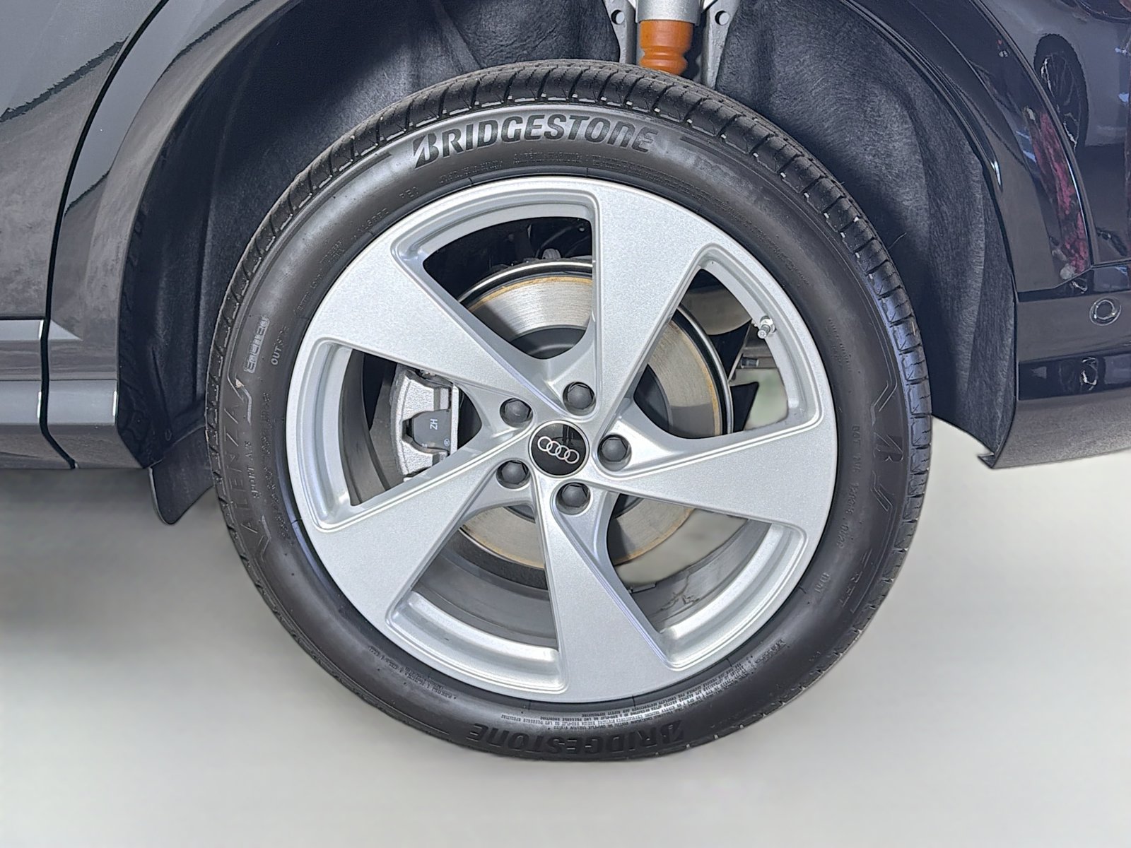 New 2026 Audi Q5 Premium Plus AWD/4WD image 32