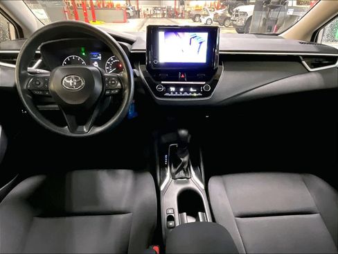 Used 2024 Toyota Corolla LE image 21