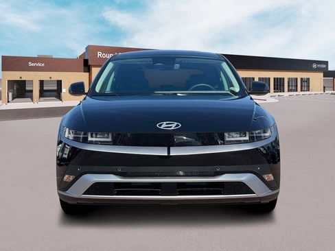 New 2026 Hyundai Ioniq 5 SEL image 12