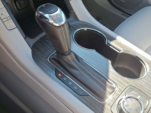 Used 2019 GMC Acadia SLT w/ LPO, Floor Liner Package image 19