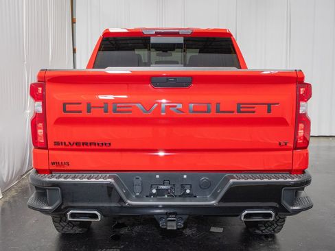 Used 2020 Chevrolet Silverado 1500 LT Trail Boss AWD/4WD image 3