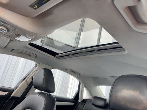 Used 2010 Audi A4 2.0T Premium image 16